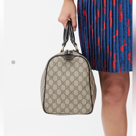 Authentic Gucci Medium GG Supreme Joy Boston Bag - Picture 2 of 16